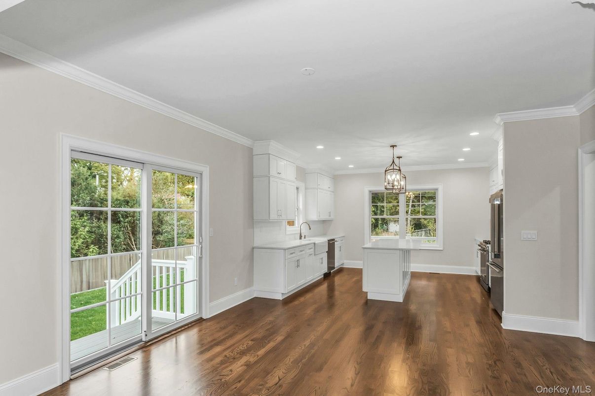 Interior, Kitchen, Pendant Lights, Recessed Lighting, Wood Texture Flooring