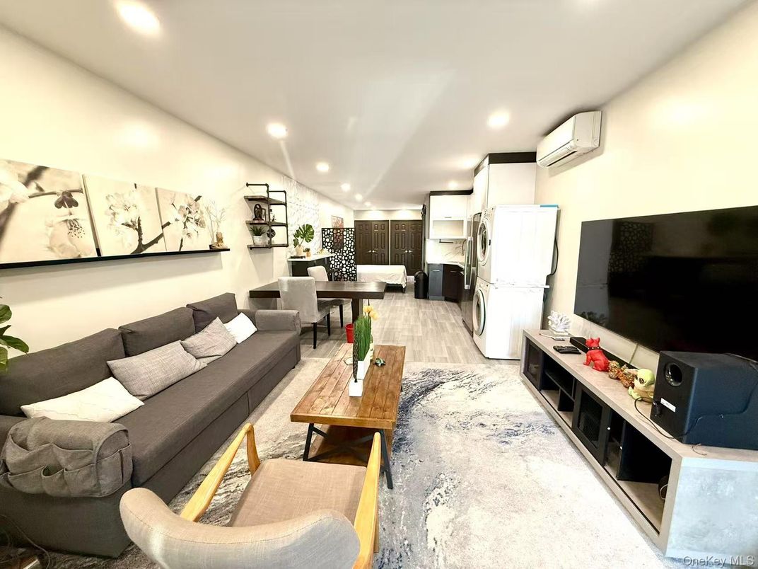 Dining room, Interior, Kitchen, Living room, Recessed Lighting, Wood Texture Flooring