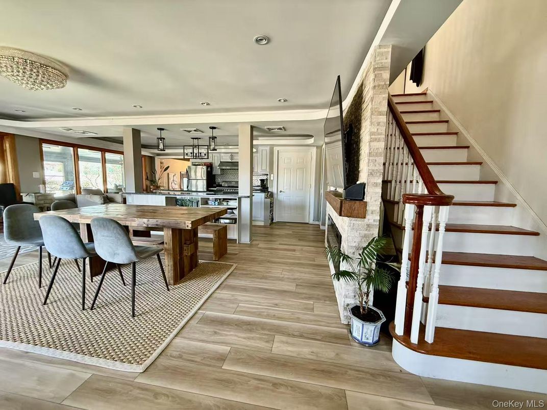 Dining room, Interior, Pendant Lights, Recessed Lighting, Wood Texture Flooring