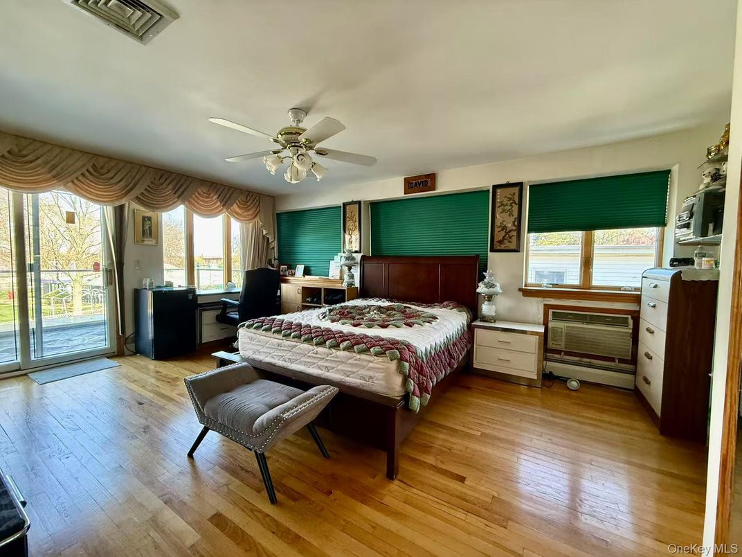 Bedroom, Home Office, Interior, Wood Texture Flooring