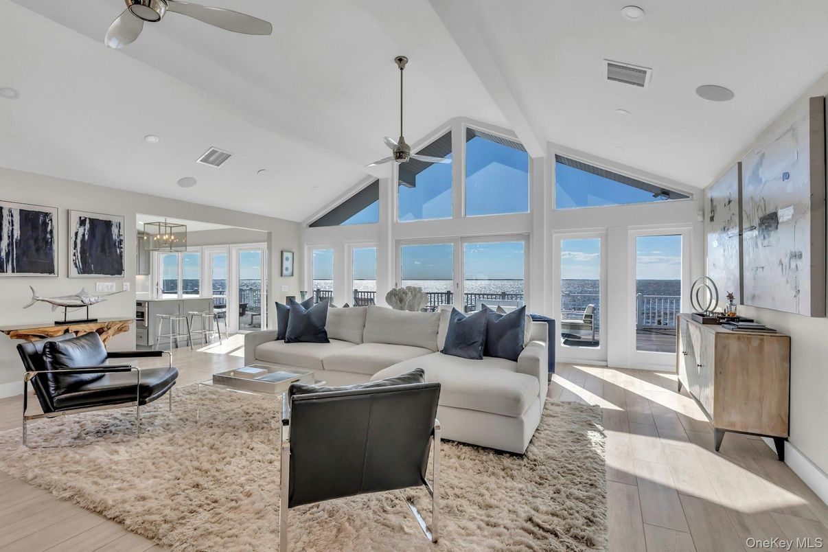 Dining room, Interior, Living room, Recessed Lighting, Water, Wood Texture Flooring