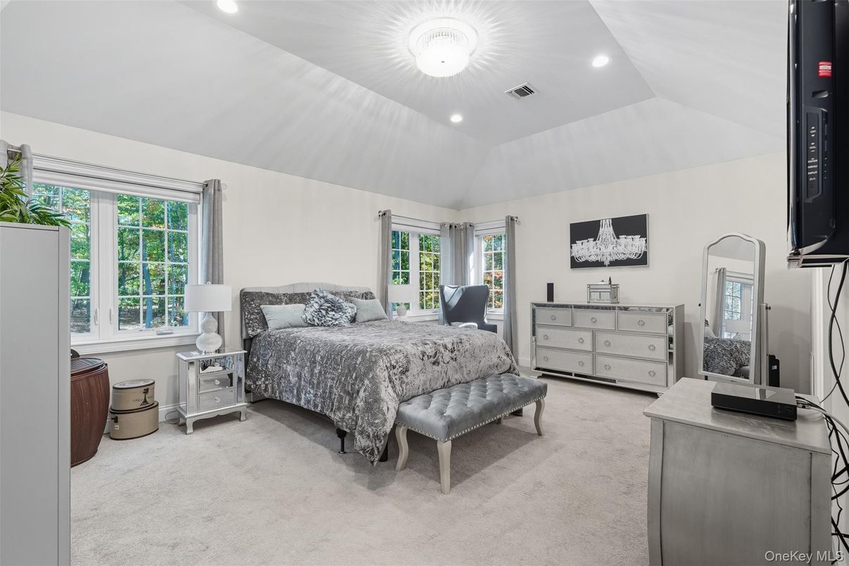 Bedroom, Interior, Recessed Lighting