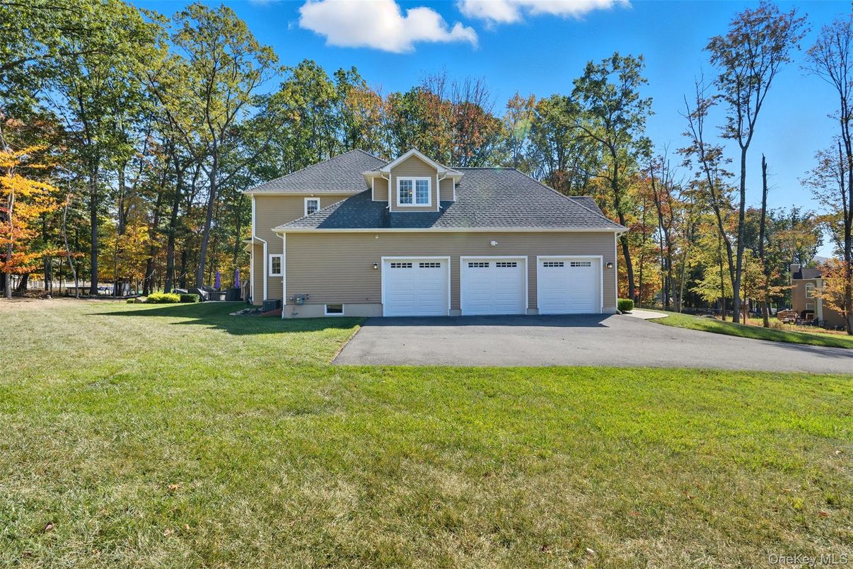 Attached, Backyard, Exterior, Facade, Cape Cod