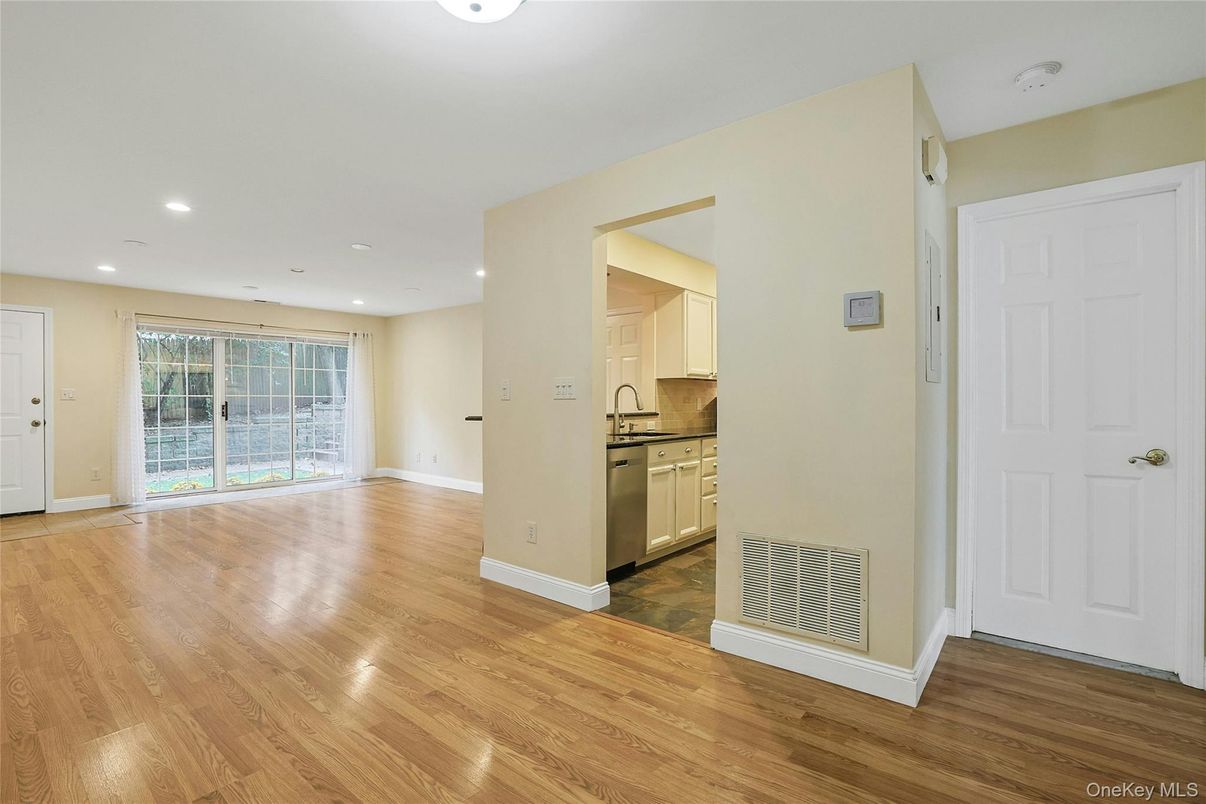 Empty room, Interior, Kitchen, Recessed Lighting, Wood Texture Flooring