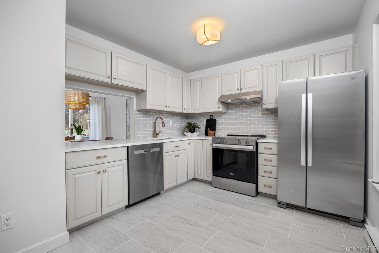 Interior, Kitchen, Stainless Steel Appliances