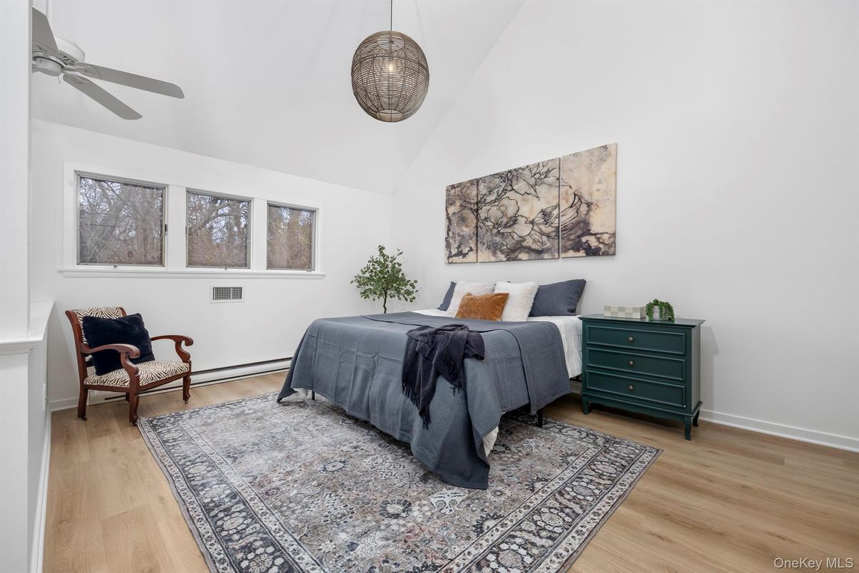 Bedroom, Interior, Pendant Lights, Wood Texture Flooring