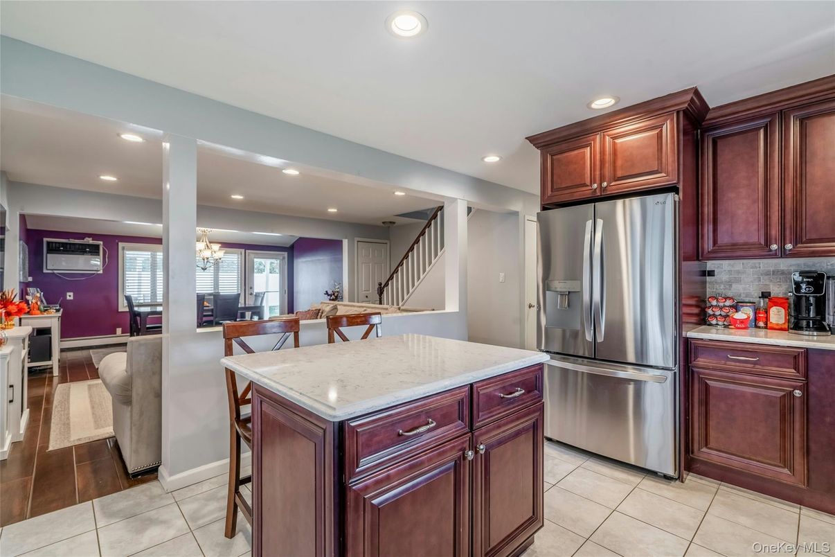 Chandelier, Interior, Kitchen, Recessed Lighting, Stainless Steel Appliances, Wood Texture Flooring