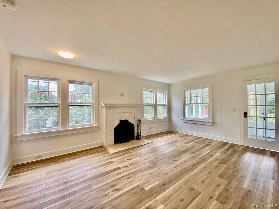 Empty room, Fireplace, Interior, Wood Texture Flooring
