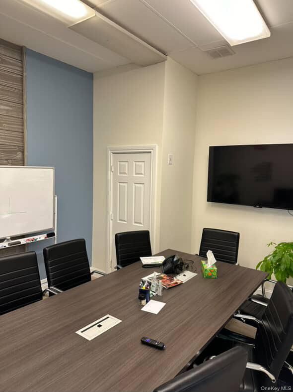 Dining room, Interior