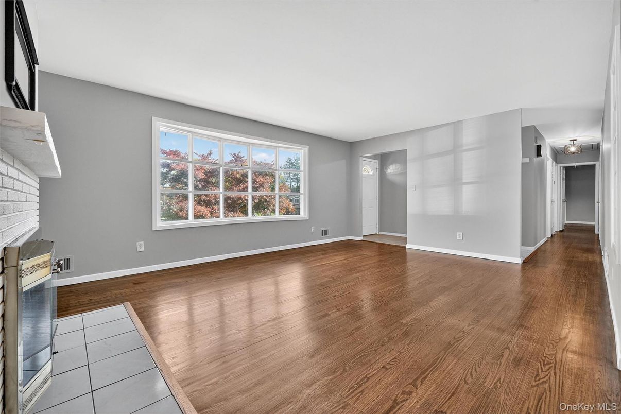 Empty room, Fireplace, Interior, Wood Texture Flooring