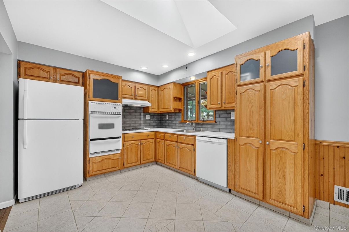 Interior, Kitchen, Recessed Lighting