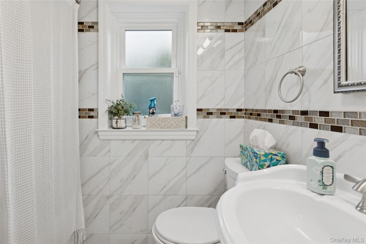 Bathroom, Interior, Marble Walls