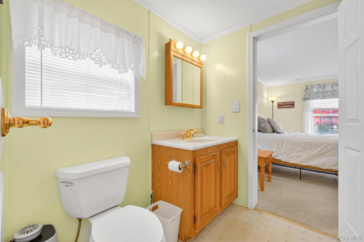 Bathroom, Bedroom, Interior