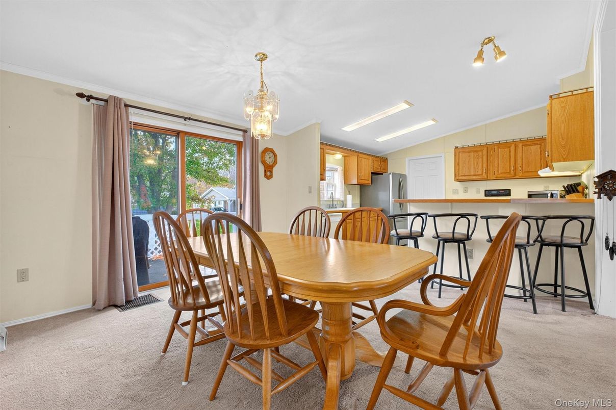 Chandelier, Dining room, Interior, Kitchen, Recessed Lighting