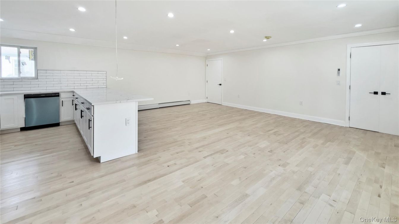 Empty room, Interior, Kitchen, Recessed Lighting, Wood Texture Flooring