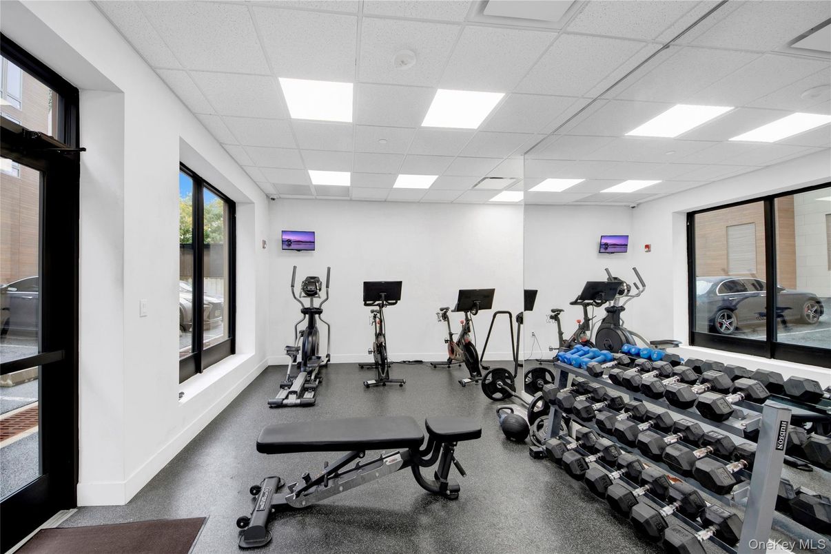 Fitness Equipment, Interior, Recessed Lighting