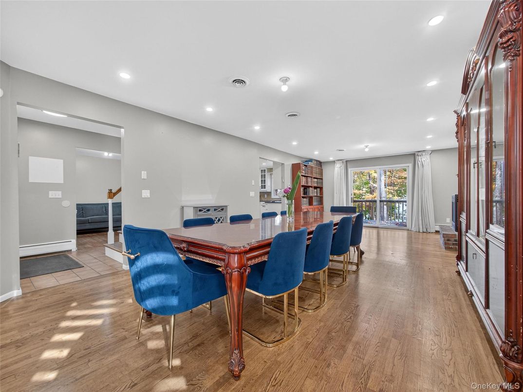 Dining room, Interior, Recessed Lighting, Wood Texture Flooring