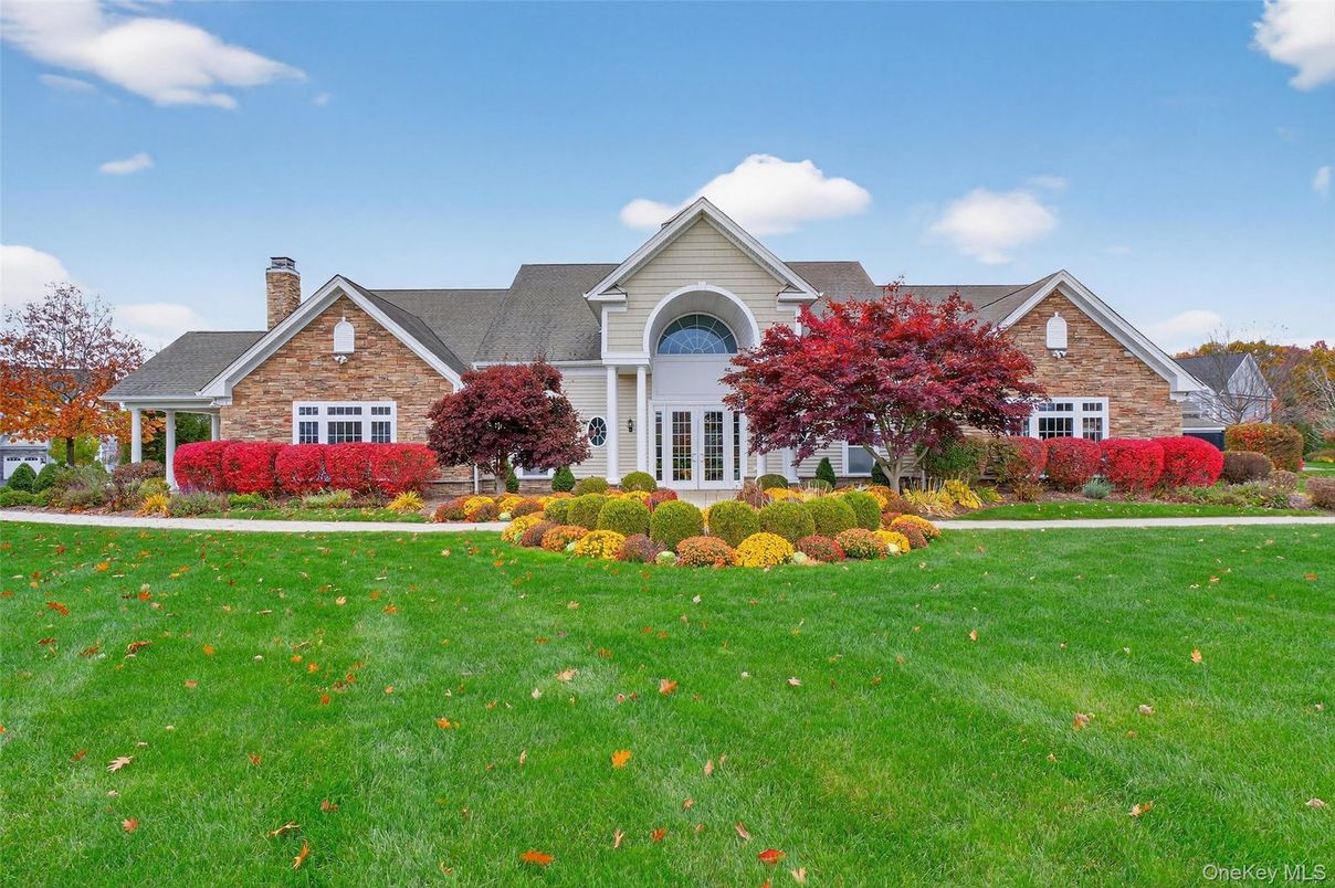 Exterior, Facade, Brick Traditional