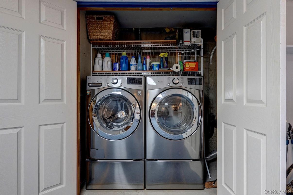 Interior, Utility Closets, Washer