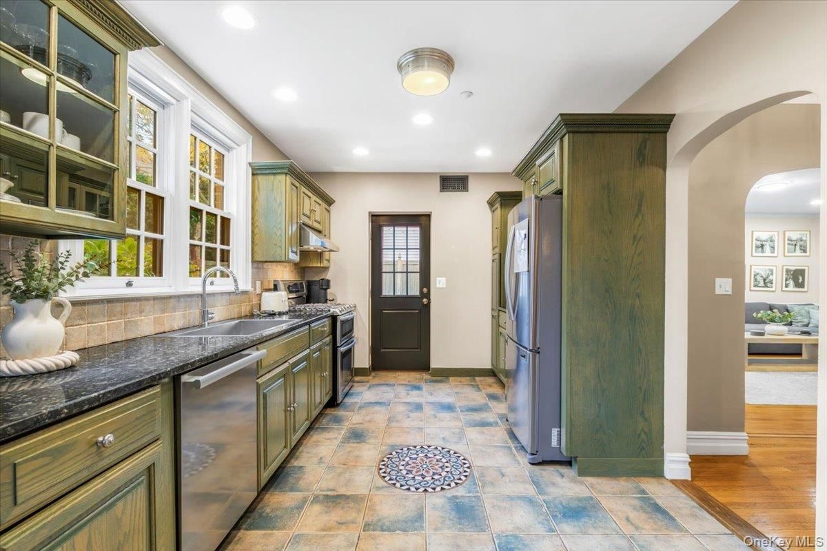 Interior, Kitchen, Recessed Lighting