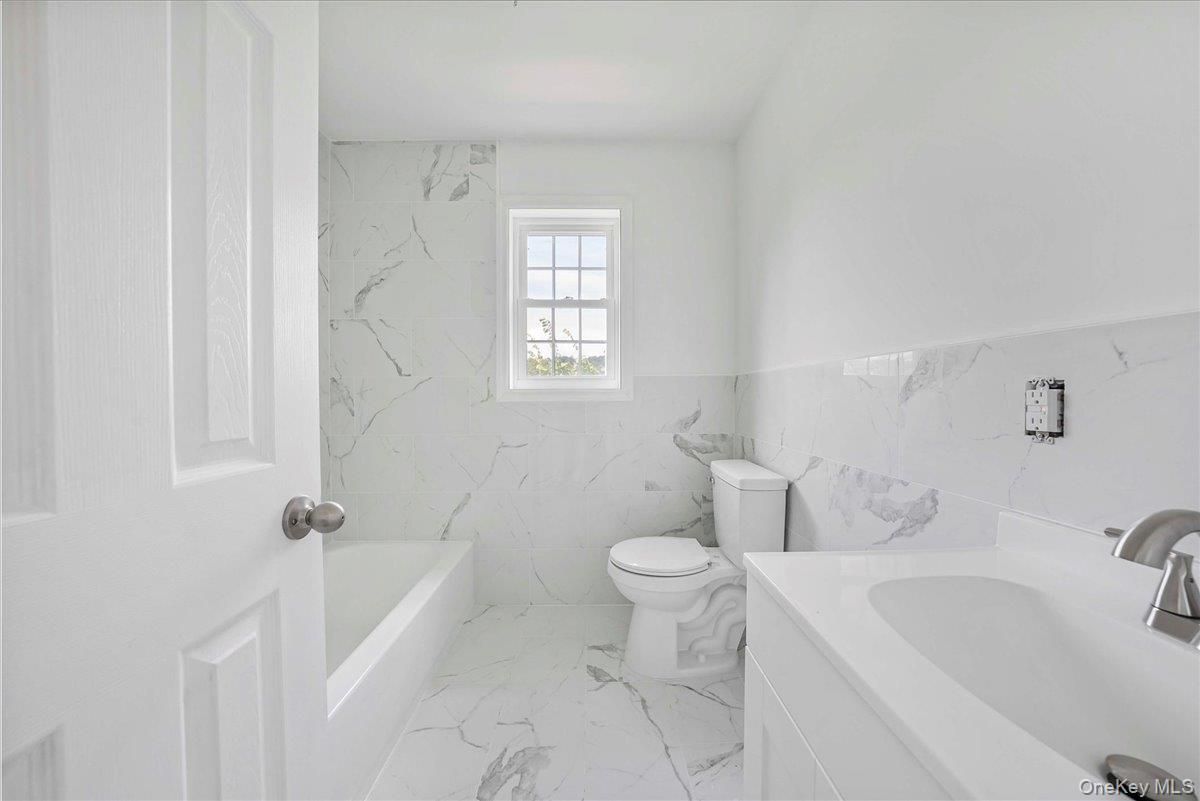 Bathroom, Interior, Marble, Marble Walls