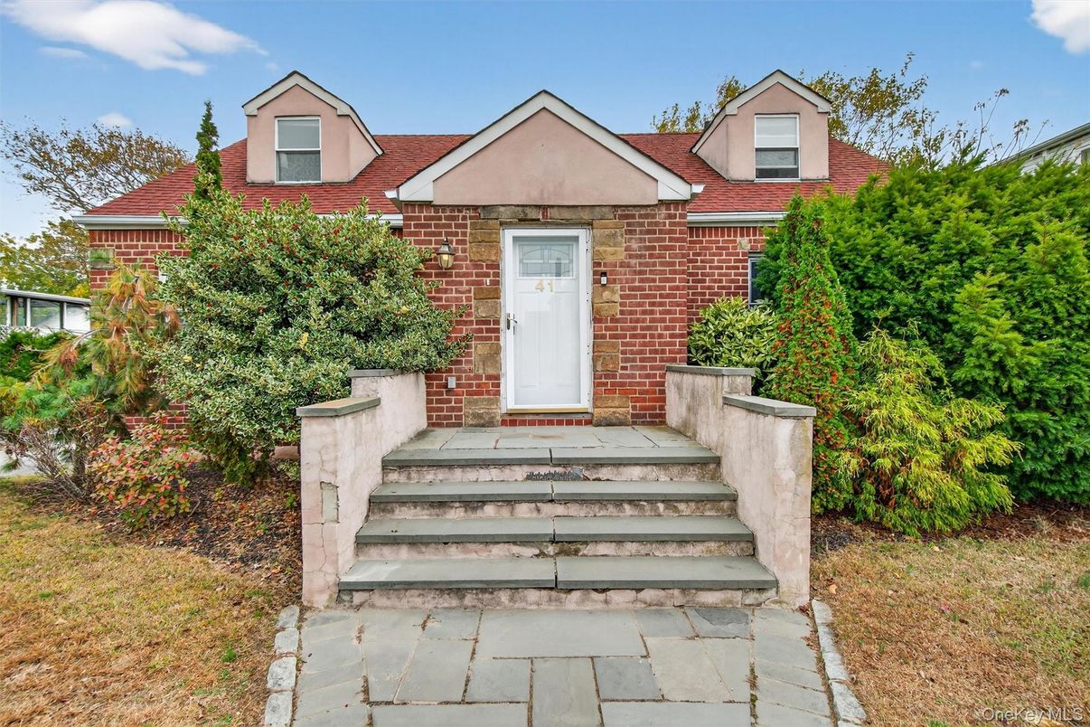 Exterior, Facade, Brick Facade, Spanish Mediterranean