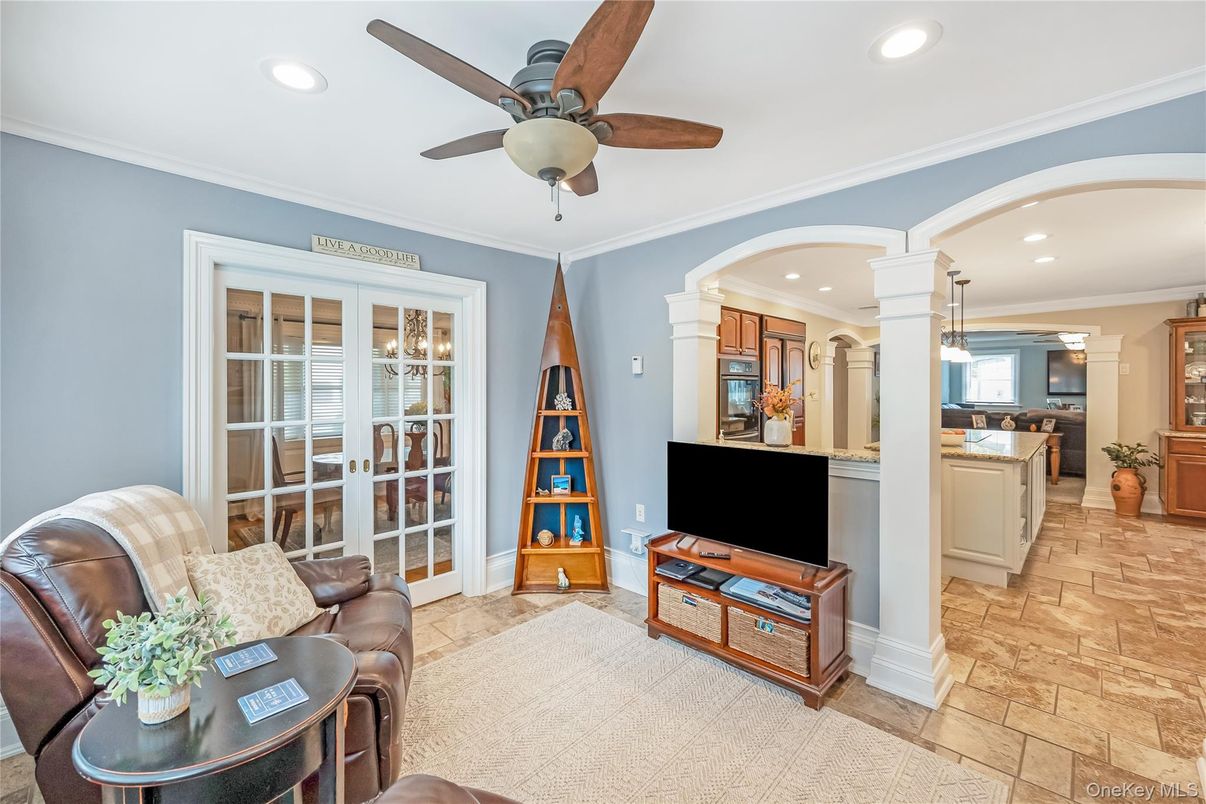 Interior, Kitchen, Pendant Lights, Recessed Lighting