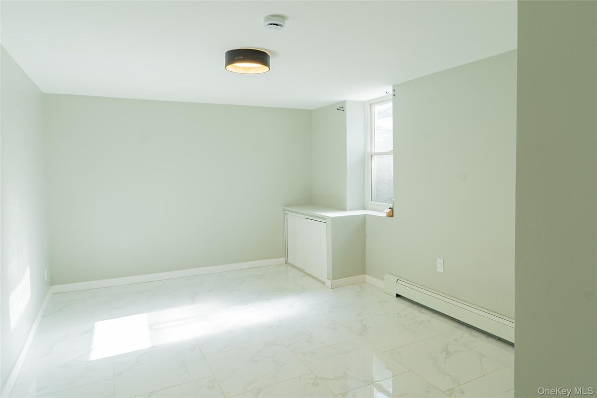 Empty room, Interior, Marble, Washer