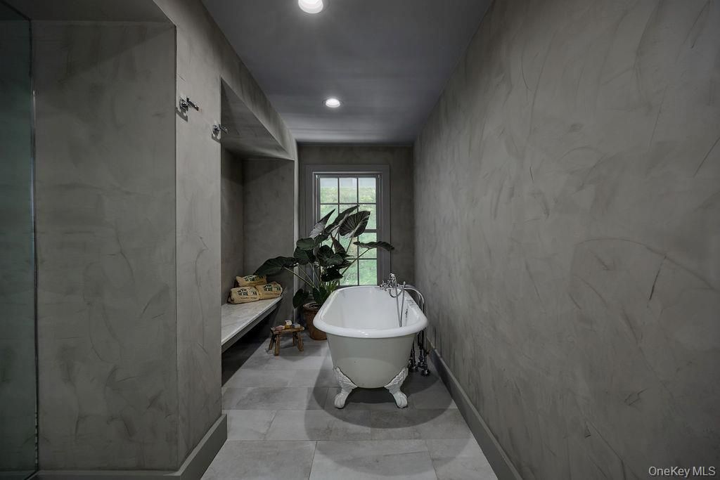 Bathroom, Free Standing Baths, Interior, Marble Walls, Recessed Lighting