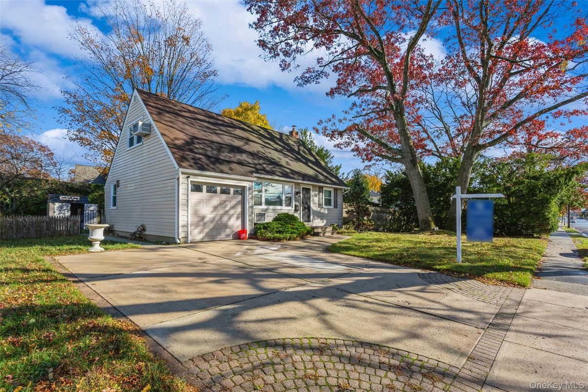 Backyard, Detached Garage, Exterior