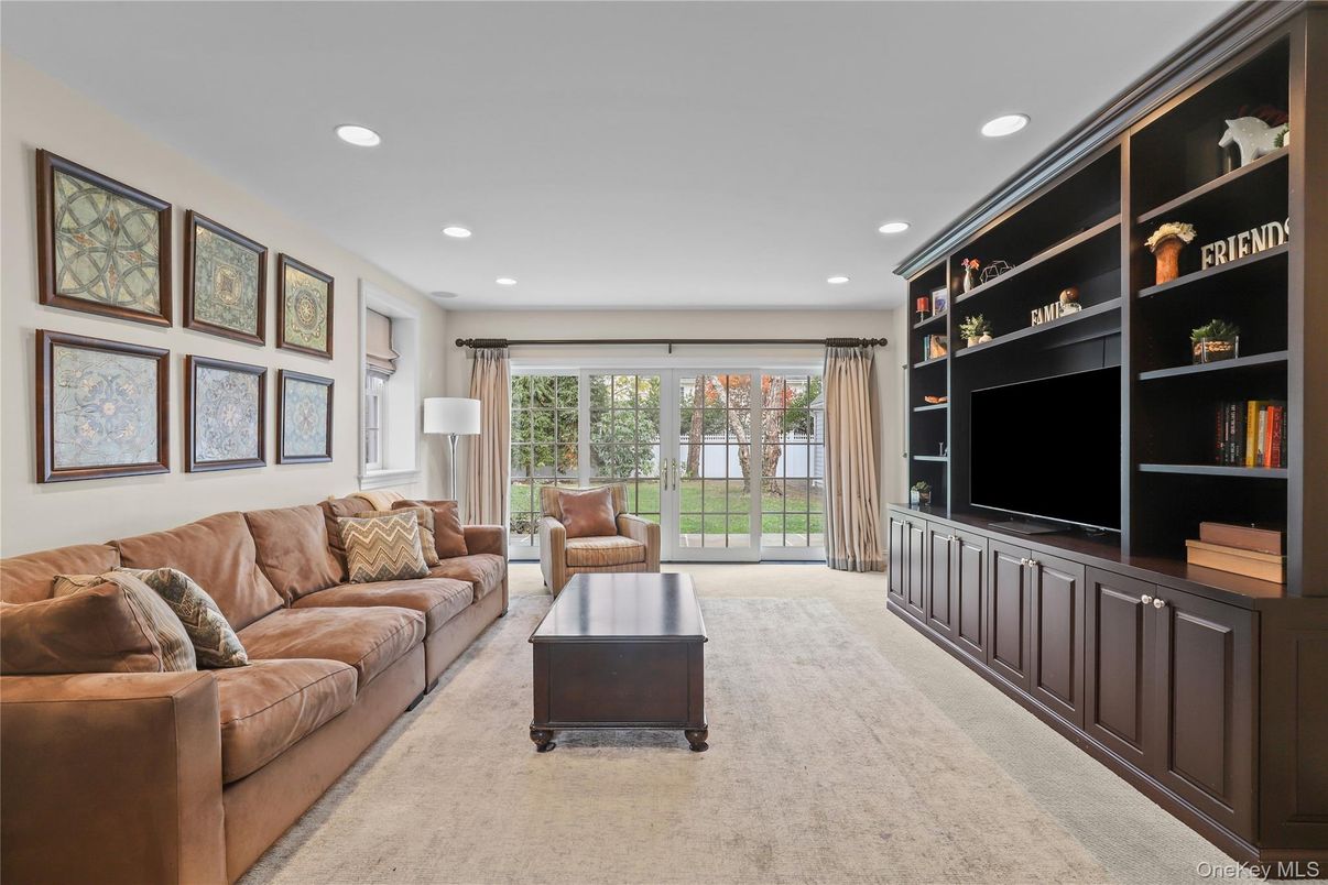 Interior, Living room, Recessed Lighting