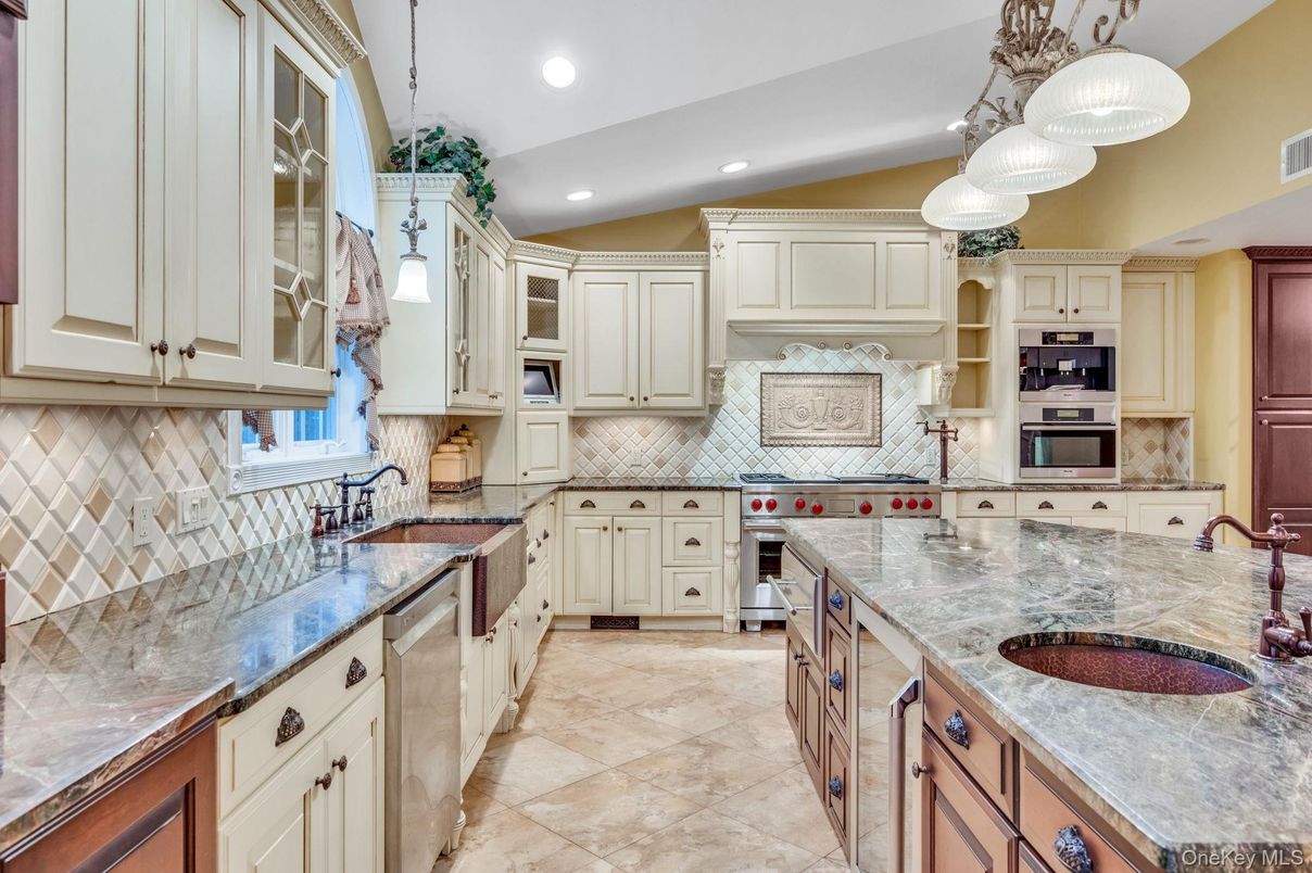 Interior, Kitchen, Pendant Lights, Recessed Lighting, Stainless Steel Appliances