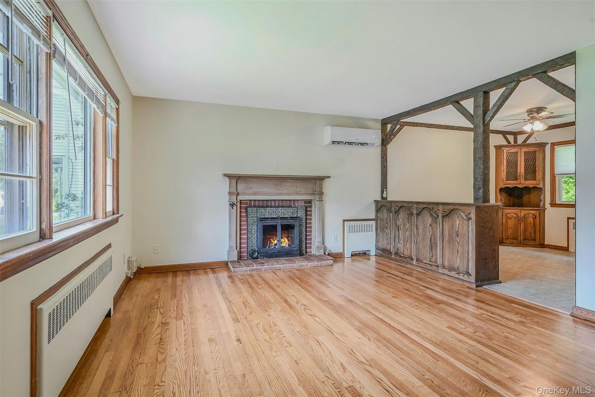 Empty room, Fireplace, Interior, Wood Texture Flooring