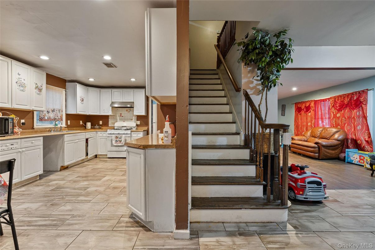 Interior, Kitchen, Recessed Lighting