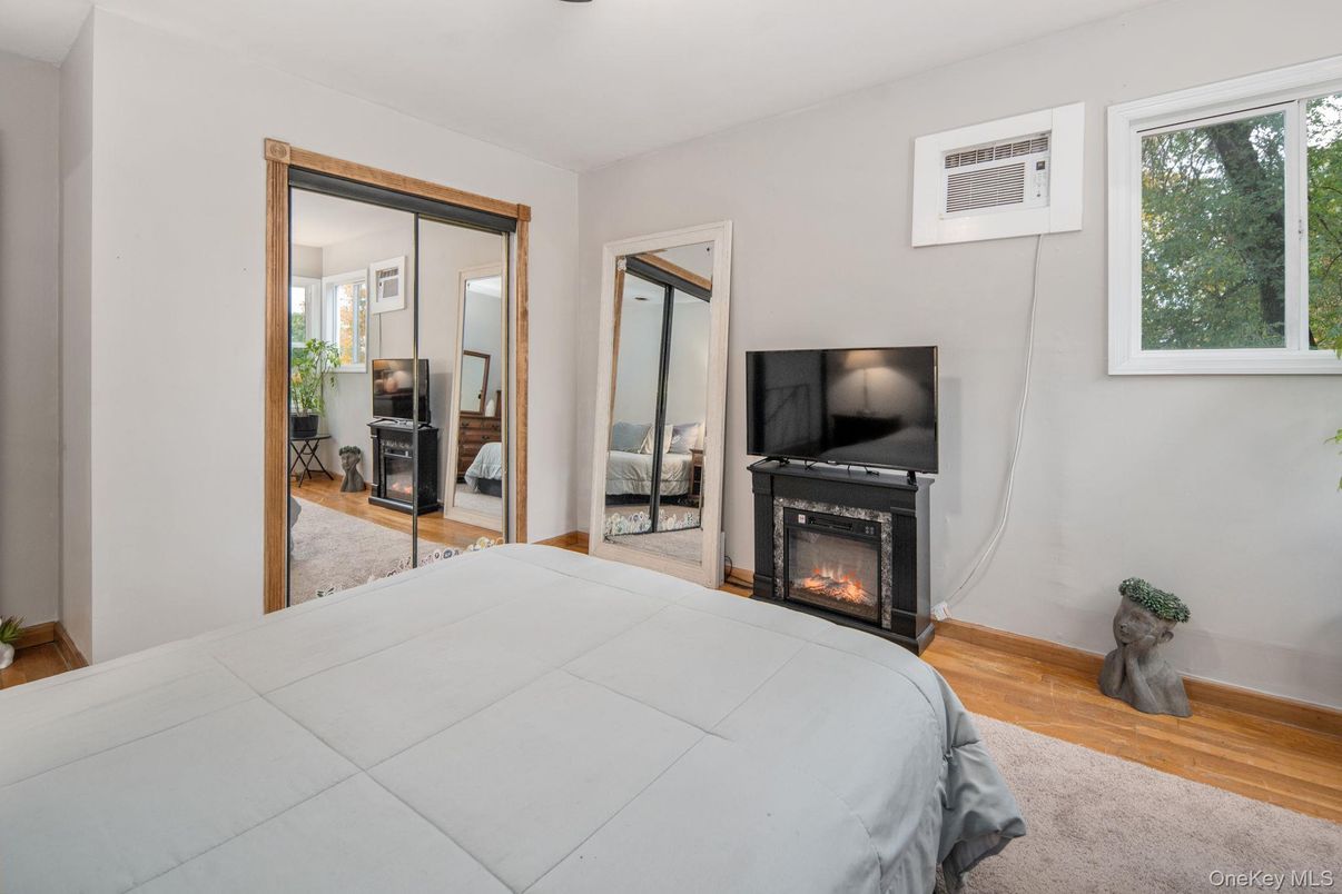 Bedroom, Fireplace, Interior, Wood Texture Flooring