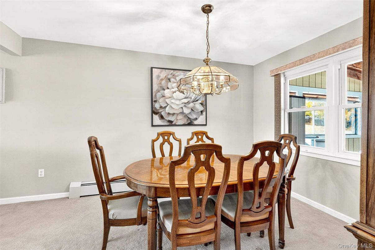 Dining room, Interior, Pendant Lights