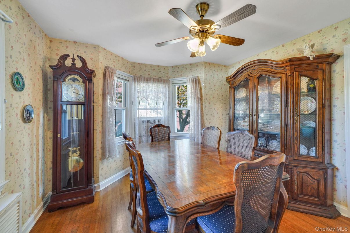 Dining room, Interior, Wood Texture Flooring