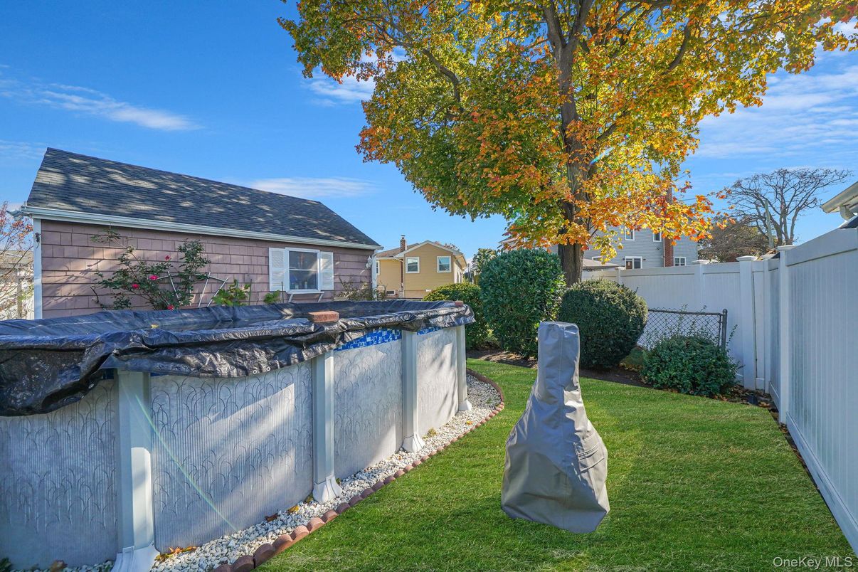 Backyard, Exterior, Pool