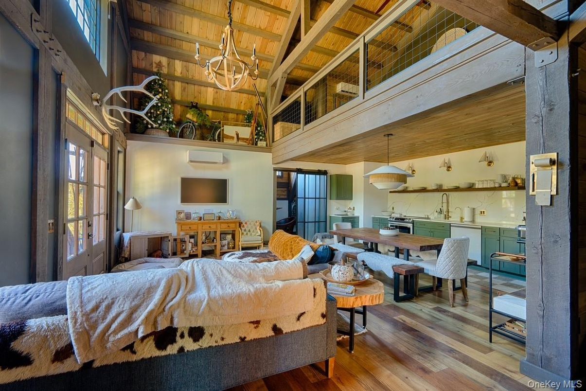 Bedroom, Chandelier, Dining room, Interior, Pendant Lights, Wooden Beams, Wooden Ceilings, Wood Texture Flooring