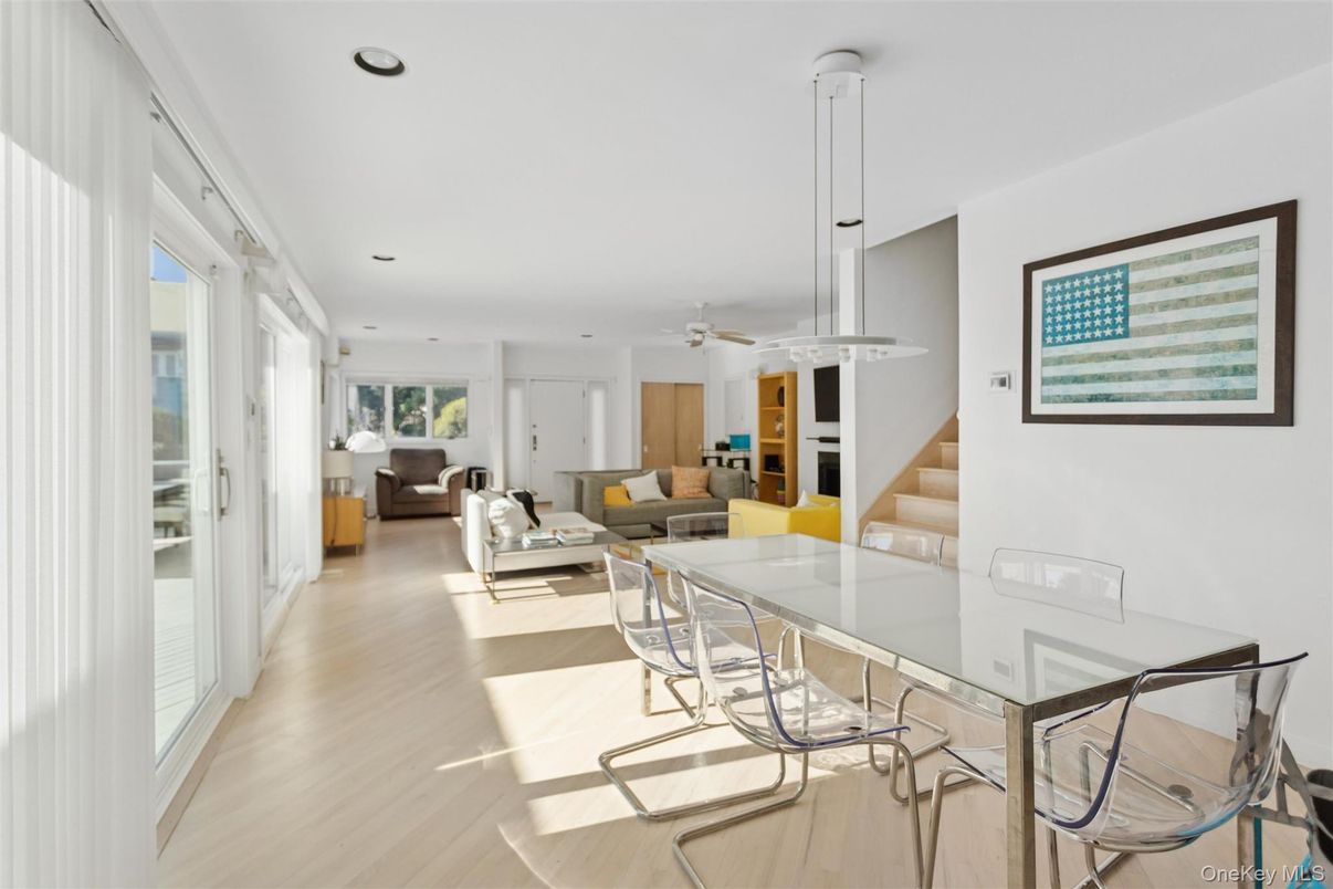 Dining room, Interior, Living room, Pendant Lights, Recessed Lighting, Wood Texture Flooring