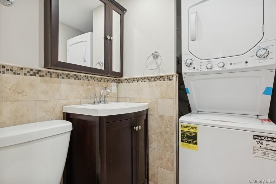 Bathroom, Interior, Utility Closets, Washer