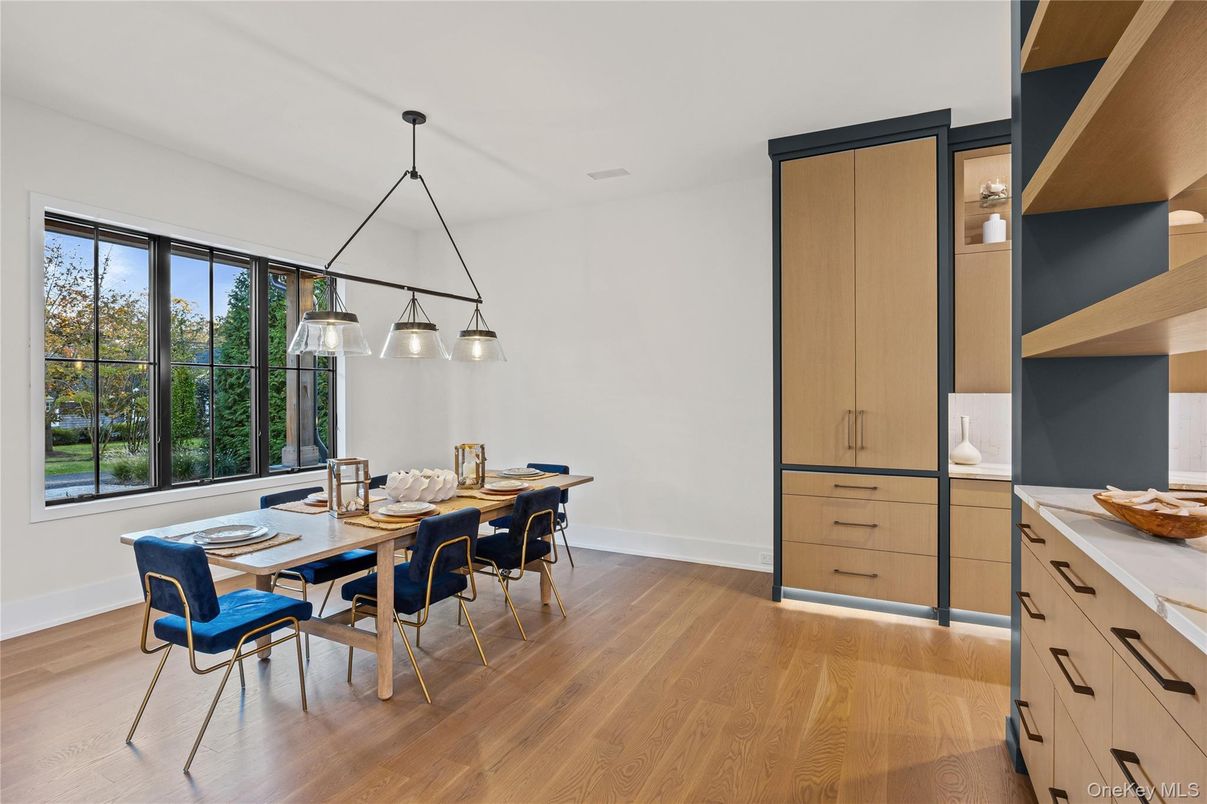 Chandelier, Dining room, Interior, Pendant Lights, Wood Texture Flooring