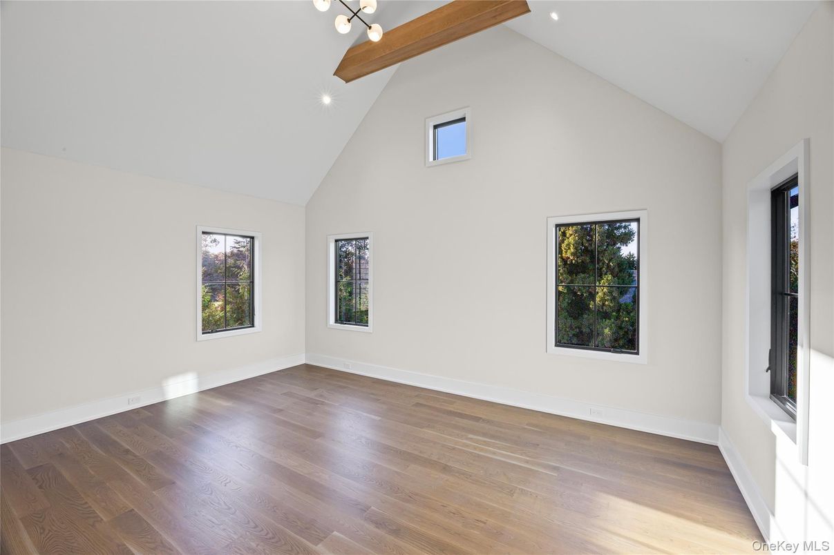 Empty room, Interior, Recessed Lighting, Wooden Beams, Wood Texture Flooring