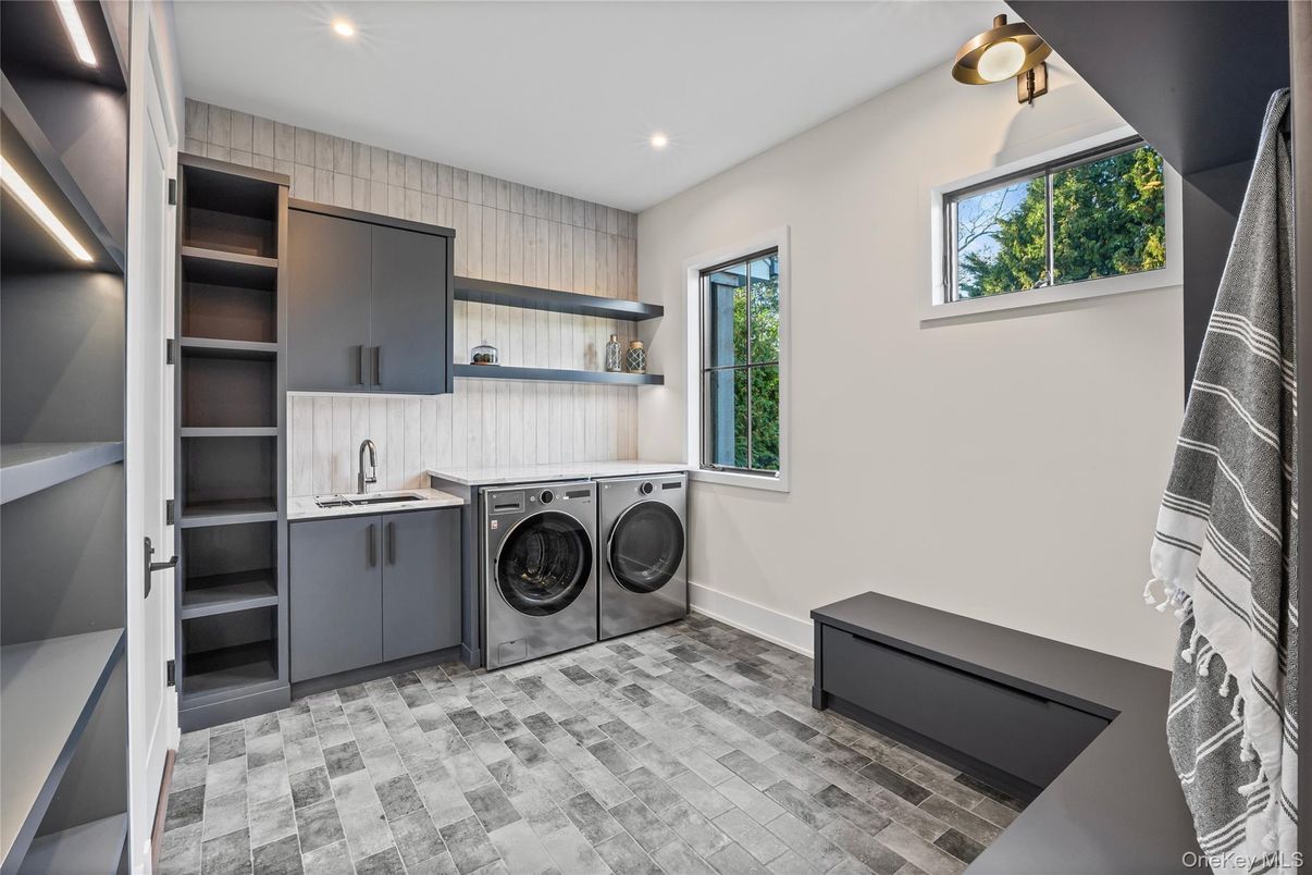 Interior, Recessed Lighting, Washer