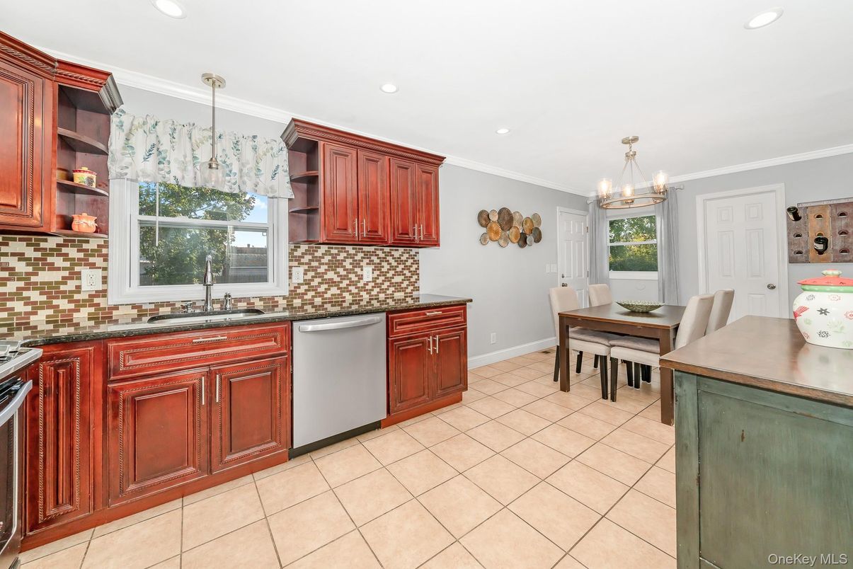 Chandelier, Dining room, Interior, Kitchen, Pendant Lights, Recessed Lighting