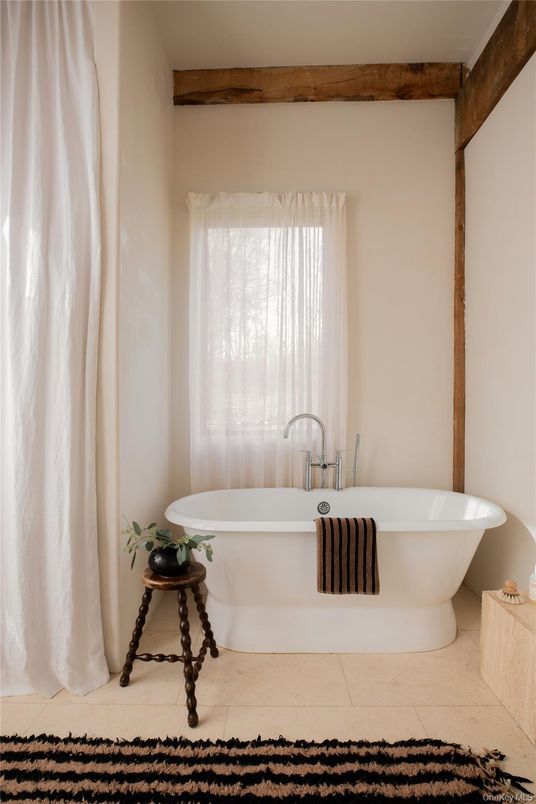 Bathroom, Free Standing Baths, Interior