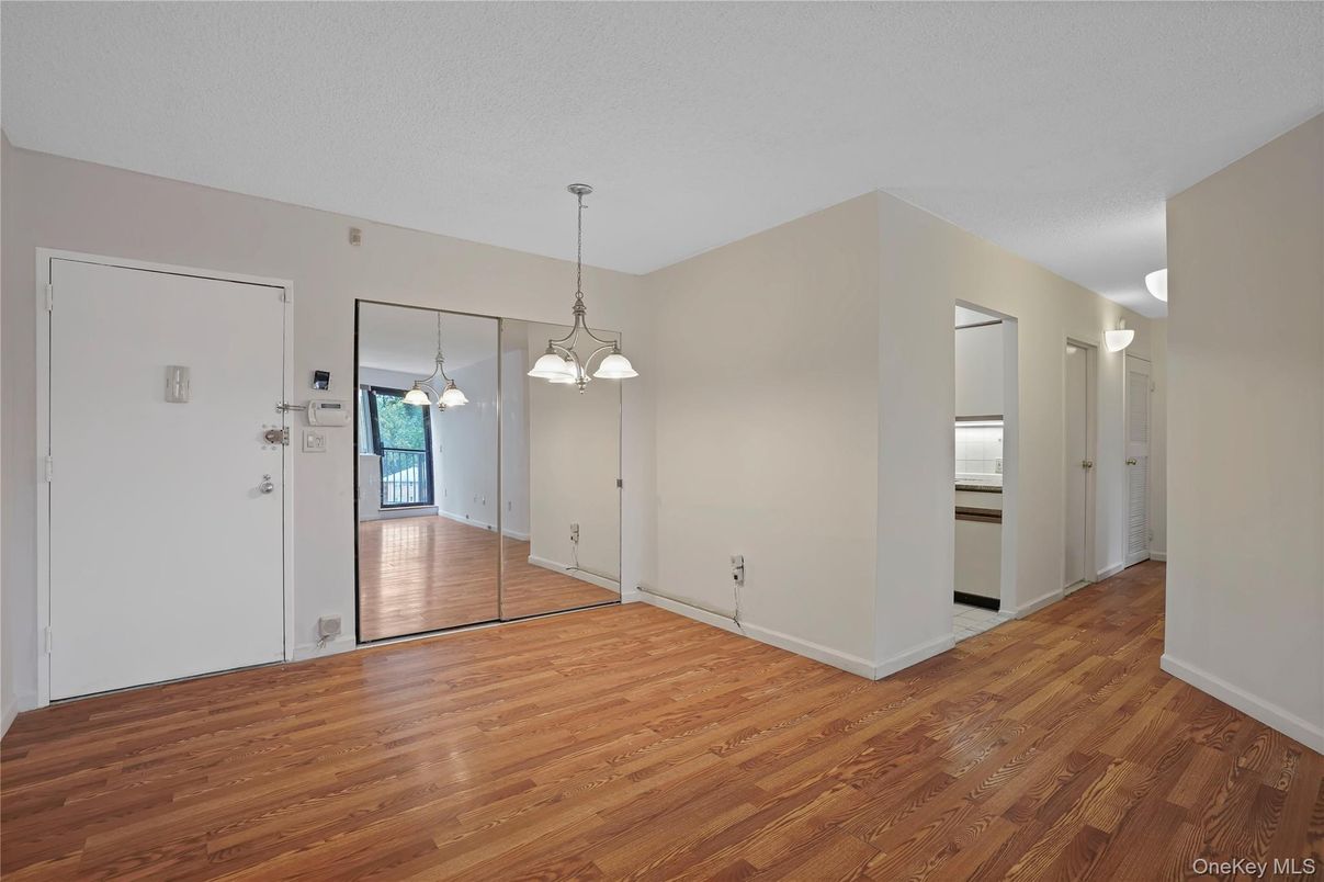 Empty room, Interior, Pendant Lights, Wood Texture Flooring