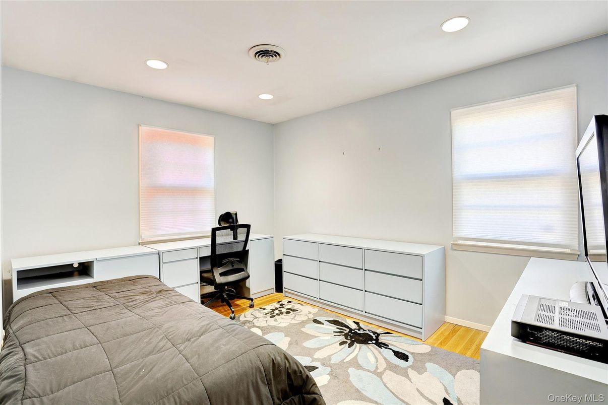 Bedroom, Home Office, Interior, Recessed Lighting
