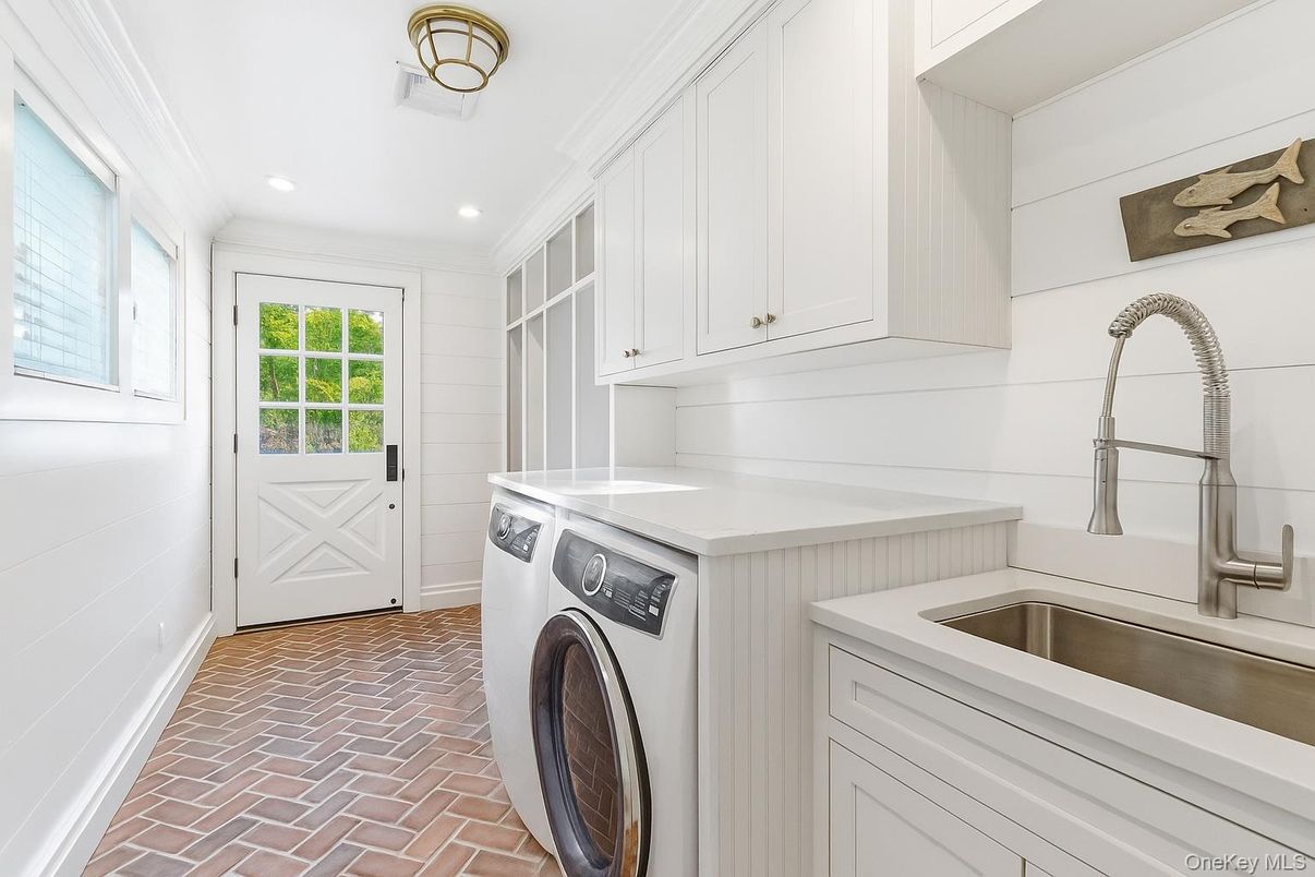 Interior, Recessed Lighting, Washer