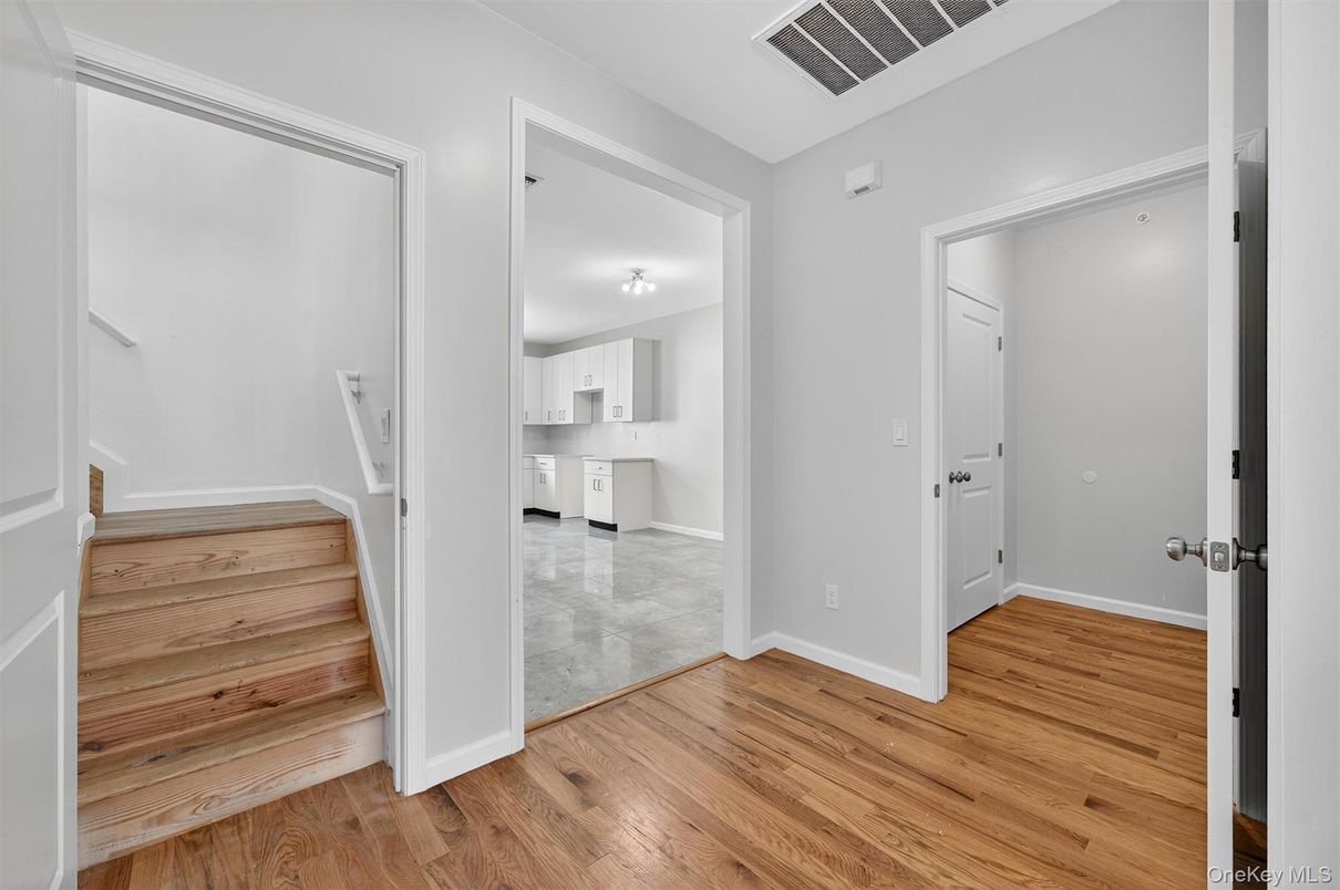 Empty room, Interior, Kitchen, Wood Texture Flooring